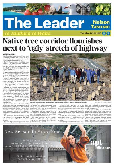 couverture de : The Leader Nelson edition